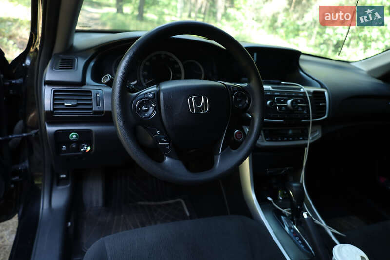 Седан Honda Accord 2014 в Кременчуге