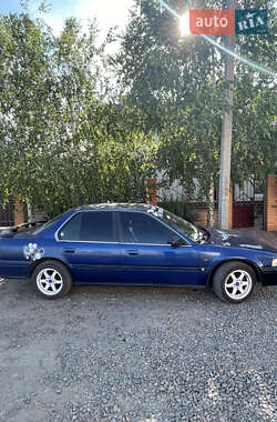 Седан Honda Accord 1992 в 