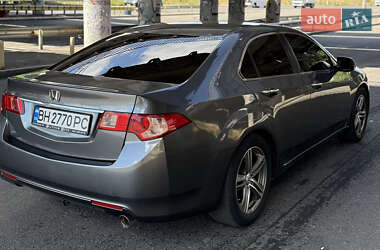 Седан Honda Accord 2012 в 