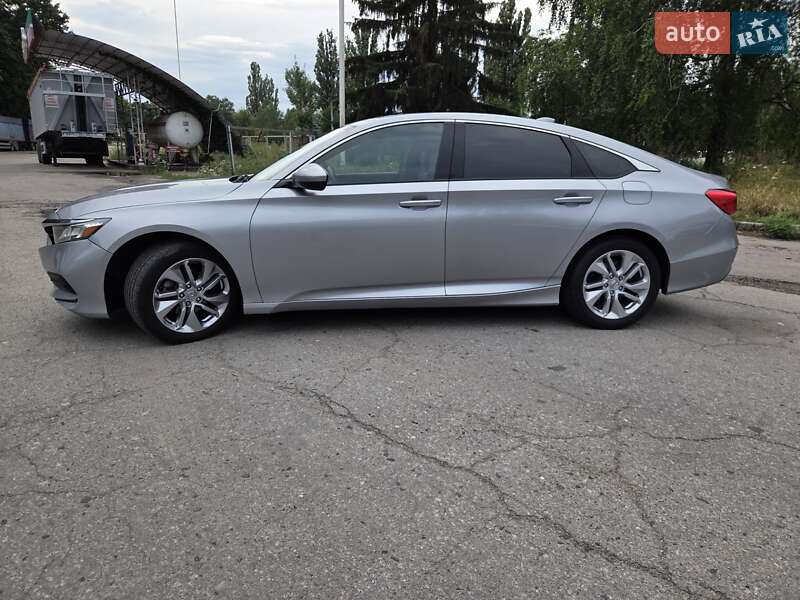 Седан Honda Accord 2019 в Полтаві
