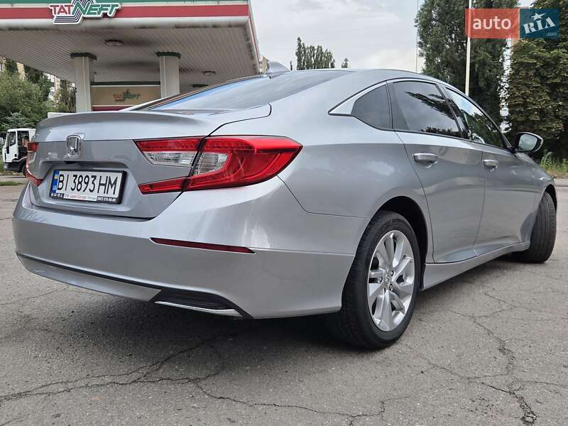 Седан Honda Accord 2019 в Полтаві