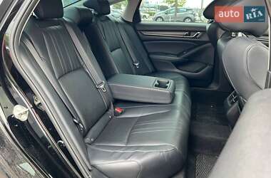 Седан Honda Accord 2018 в 