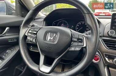 Седан Honda Accord 2018 в 