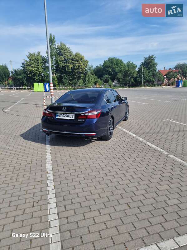 Седан Honda Accord 2016 в Коломые