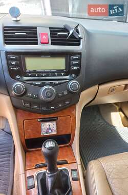 Седан Honda Accord 2006 в 