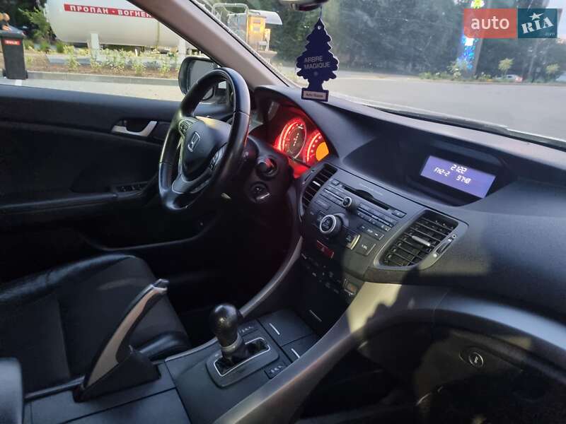 Седан Honda Accord 2010 в Каменец-Подольском