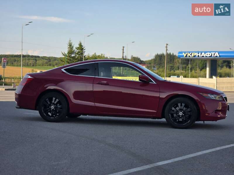 Купе Honda Accord 2010 в Тернополе