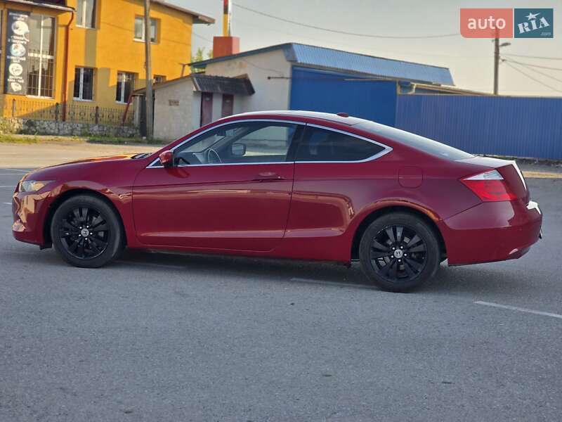 Купе Honda Accord 2010 в Тернополе