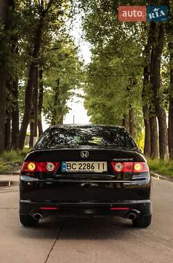 Седан Honda Accord 2006 в Коростене