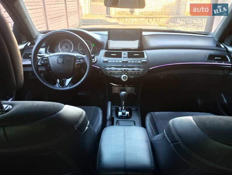 Купе Honda Accord 2008 в Калуше