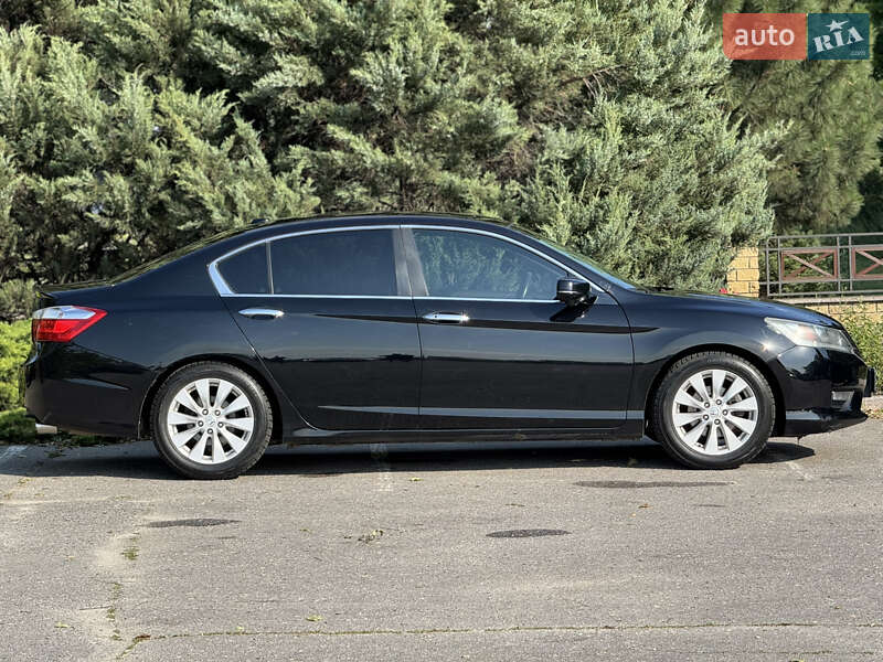 Седан Honda Accord 2015 в Харькове