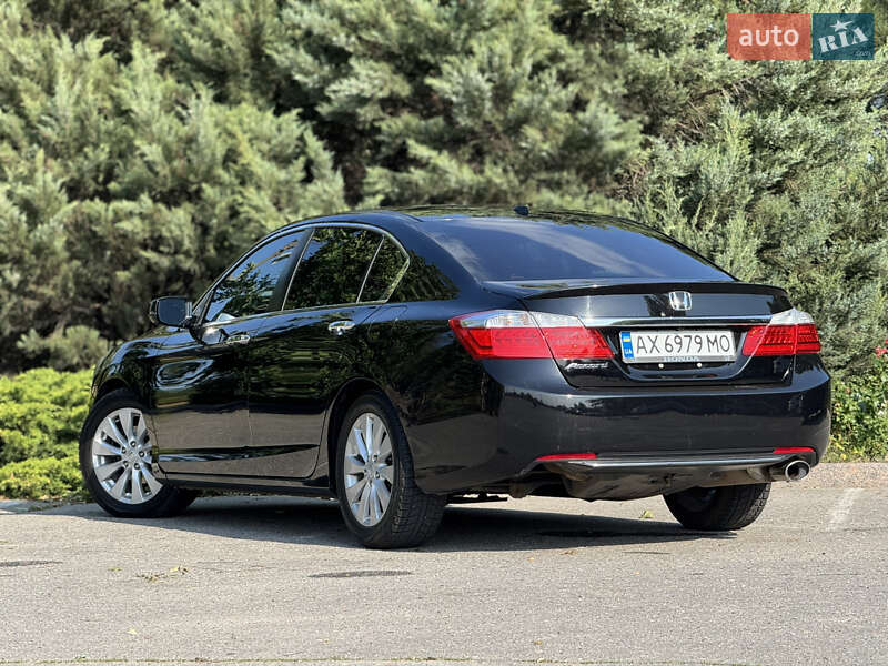 Седан Honda Accord 2015 в Харькове