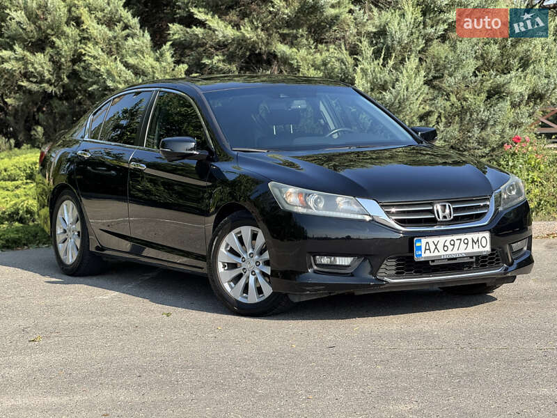 Седан Honda Accord 2015 в Харькове