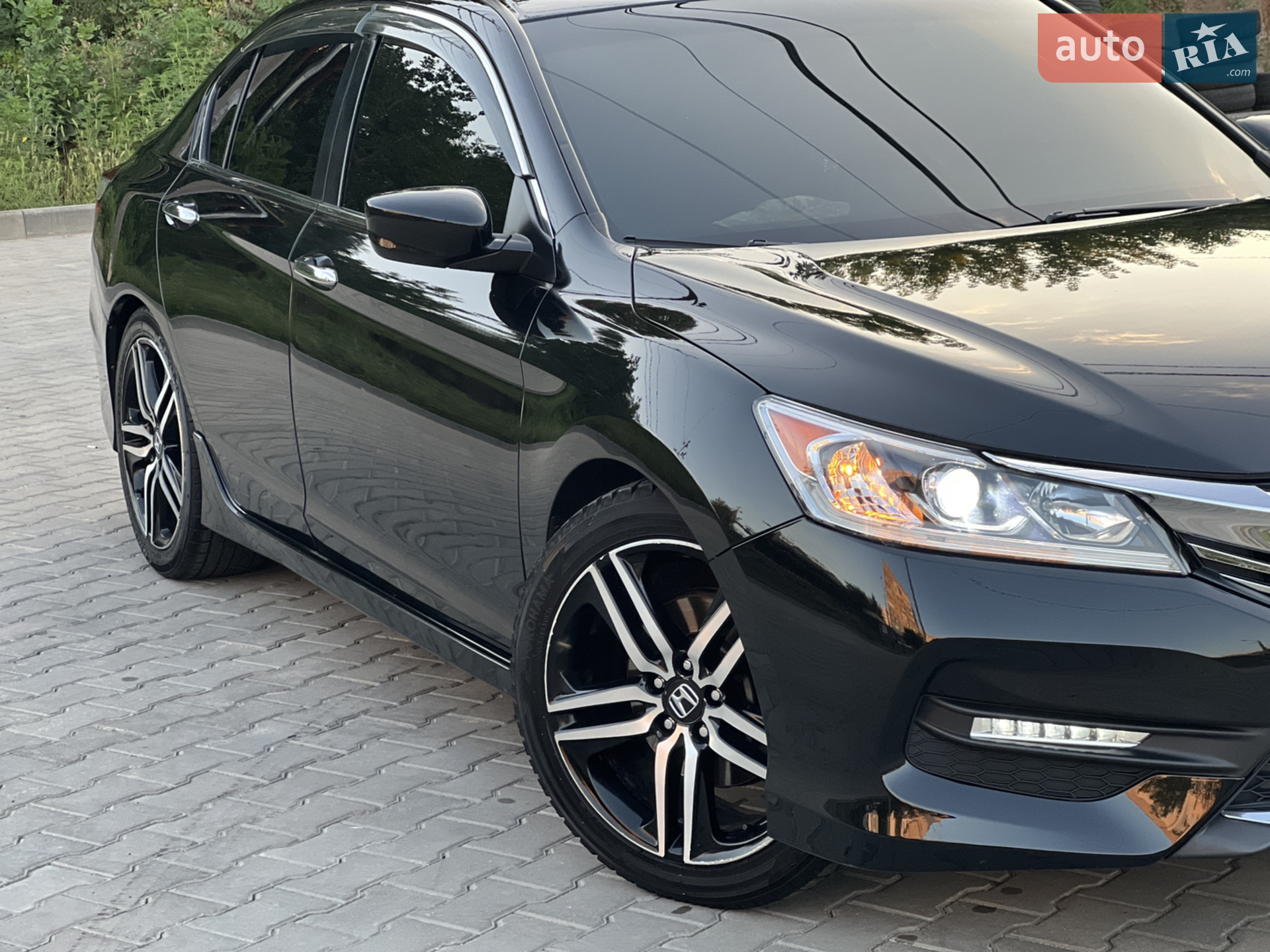 2017 Honda Accord - мініатюра 3