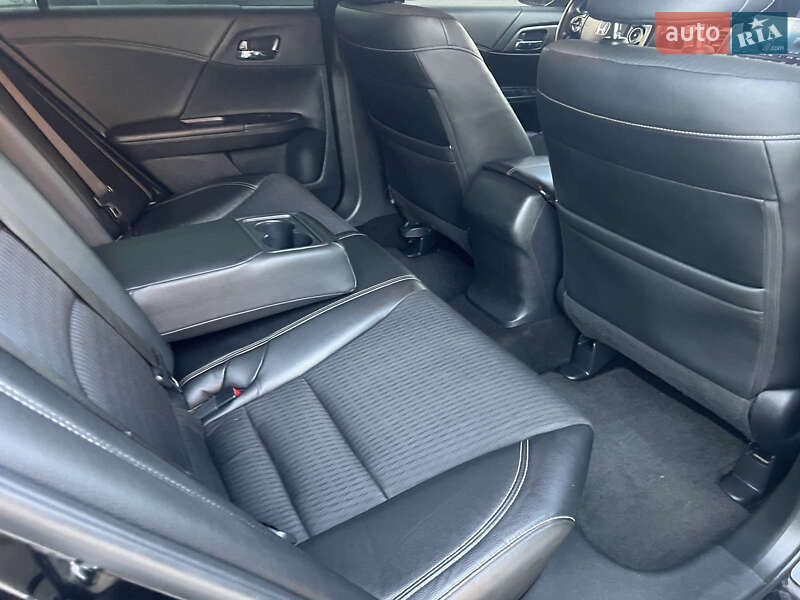Седан Honda Accord 2017 в Николаеве