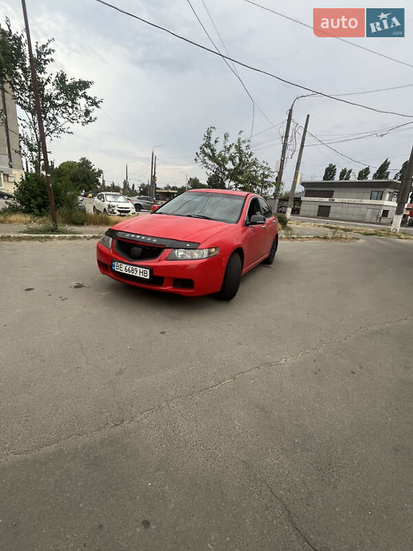 Седан Honda Accord 2004 в  фото Седан Honda Accord 2004 в