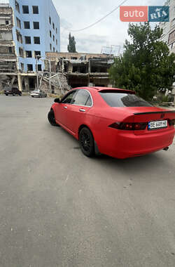 Седан Honda Accord 2004 в  фото 4 Седан Honda Accord 2004 в