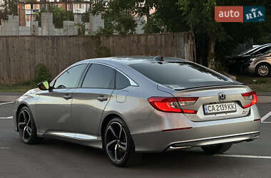 Седан Honda Accord 2022 в 