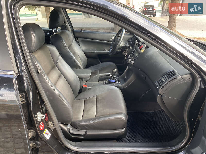 Седан Honda Accord 2006 в Кропивницком