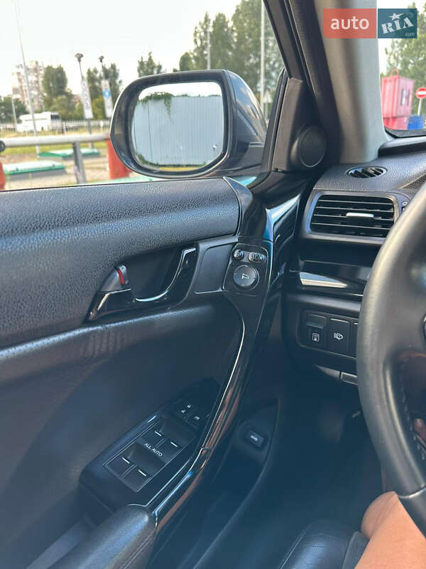 Седан Honda Accord 2008 в Киеве
