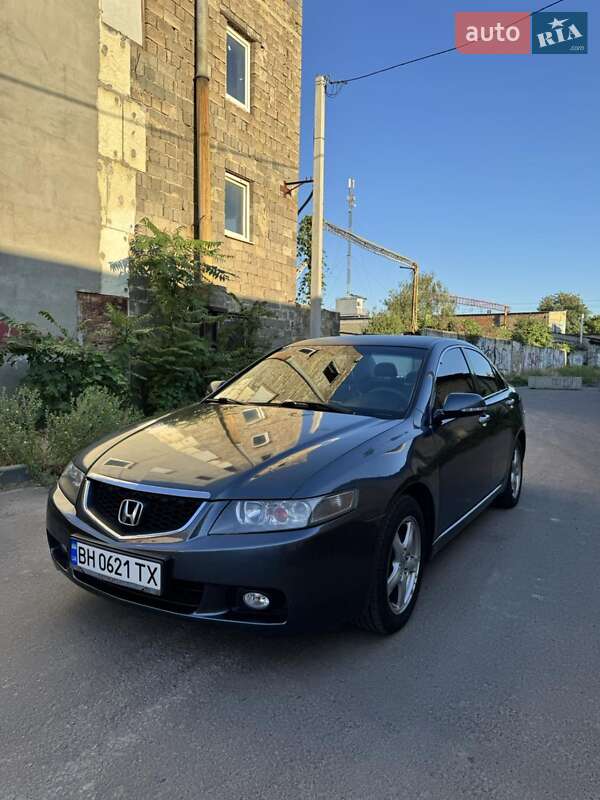Седан Honda Accord 2004 в Одессе