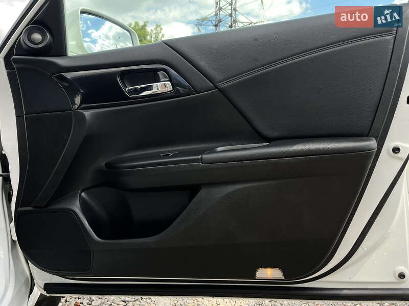 Седан Honda Accord 2013 в Харькове