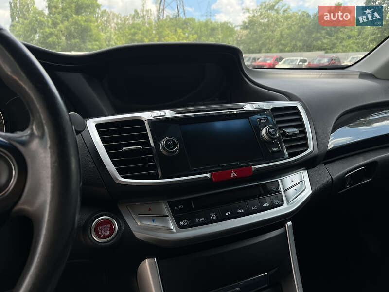 Седан Honda Accord 2013 в Харькове