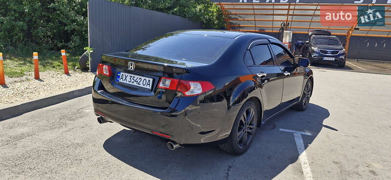 Седан Honda Accord 2010 в Харькове