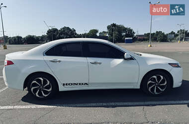Седан Honda Accord 2010 в 