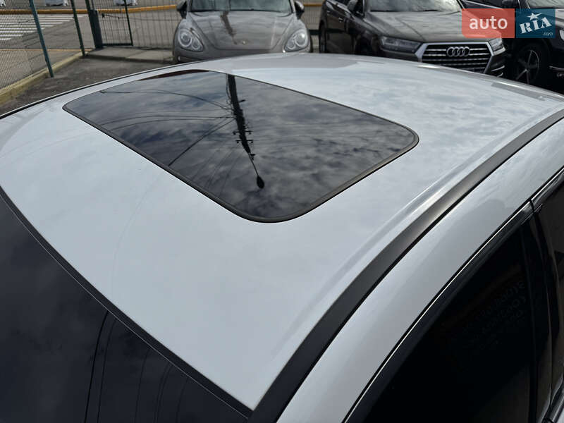 Седан Honda Accord 2013 в Києві