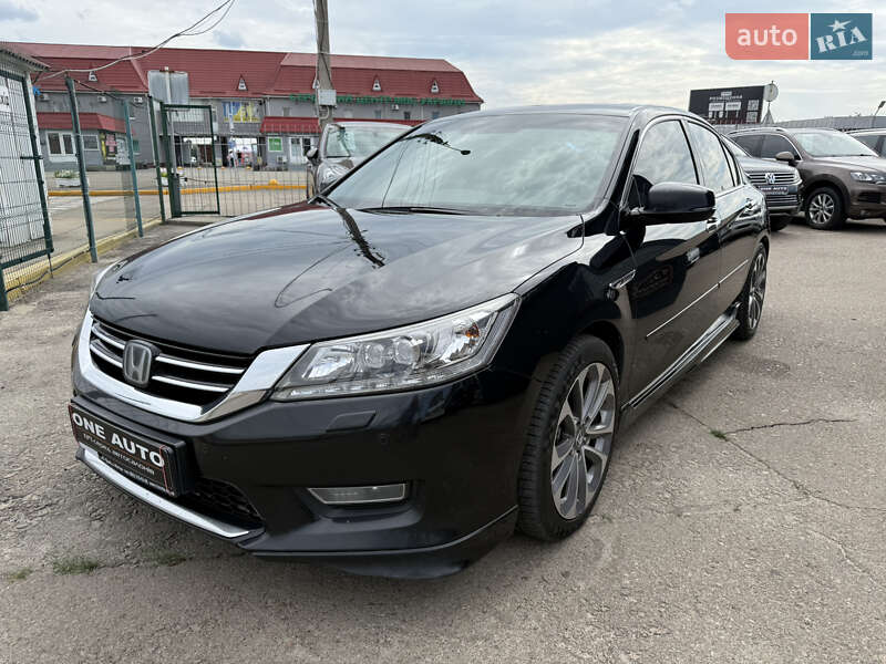 Седан Honda Accord 2013 в Києві