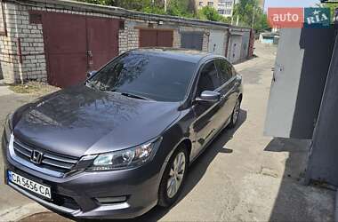 Седан Honda Accord 2014 в Черкассах