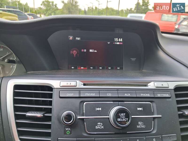 Седан Honda Accord 2015 в Дніпрі