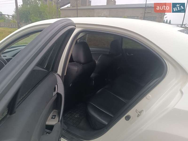Седан Honda Accord 2008 в Львове