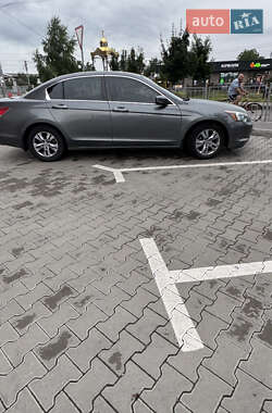 Седан Honda Accord 2012 в 