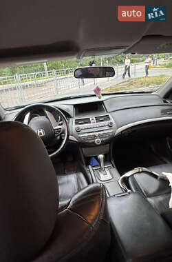 Седан Honda Accord 2012 в 