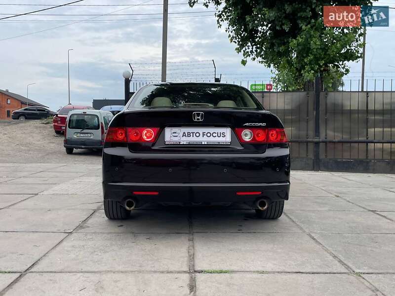 Седан Honda Accord 2006 в Киеве
