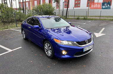 Купе Honda Accord 2012 в 