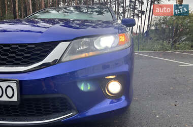 Купе Honda Accord 2012 в 