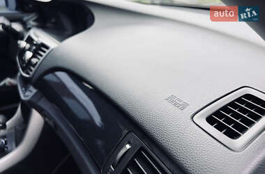 Купе Honda Accord 2012 в 