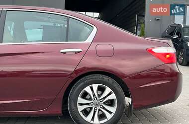 Седан Honda Accord 2013 в 