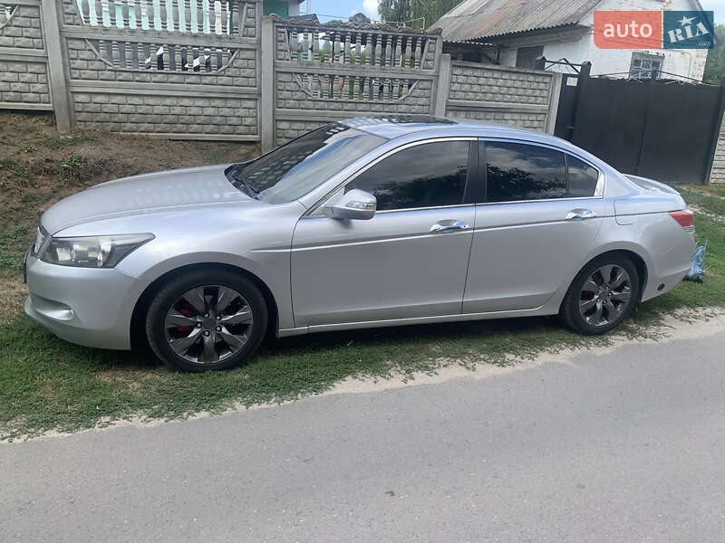 Седан Honda Accord 2008 в Звенигородке