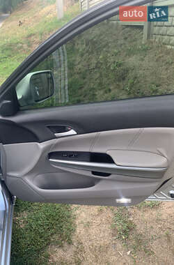 Седан Honda Accord 2008 в Звенигородке