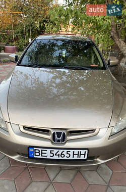 Седан Honda Accord 2004 в Доманевке
