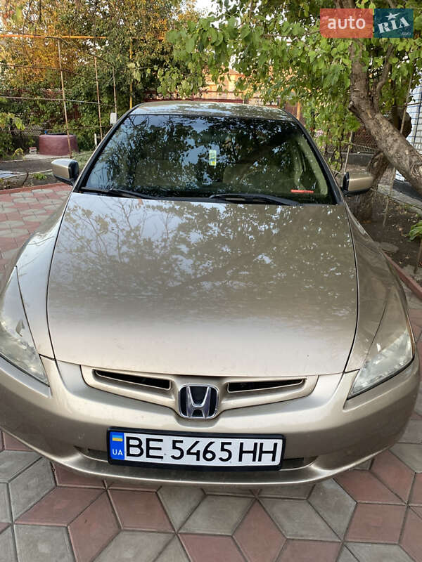 Honda Accord 2004