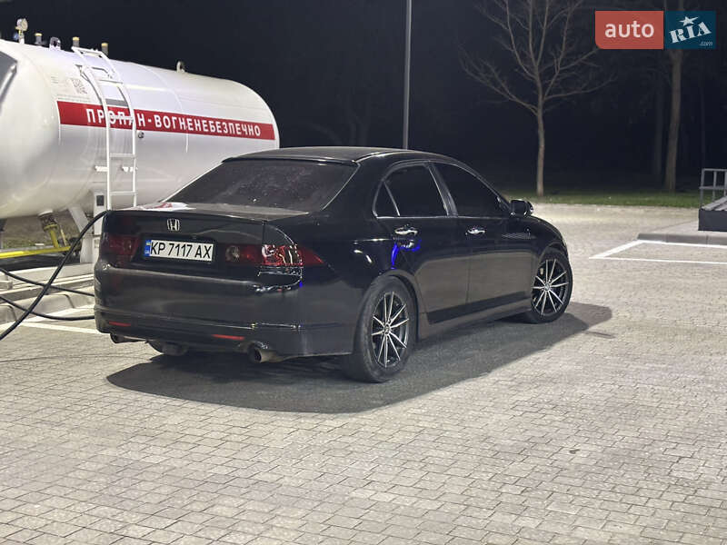 Седан Honda Accord 2006 в Запоріжжі