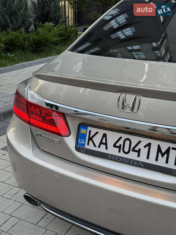 Седан Honda Accord 2013 в Вінниці