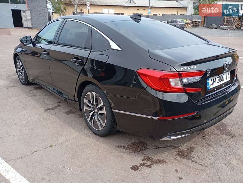 Седан Honda Accord 2018 в Коростене