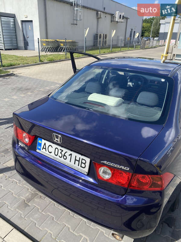 Седан Honda Accord 2003 в Луцьку