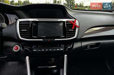 Седан Honda Accord 2017 в 
